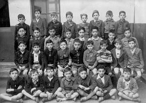 ECOLE JULES RENARD GARCONS 19XX CE2 N02 M PIGEON